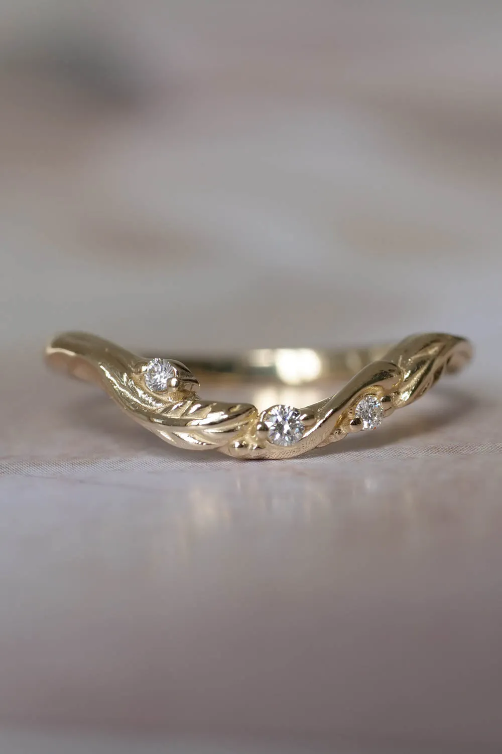 Curved leaf wedding band with diamonds, yellow gold | Matching ring for Undina