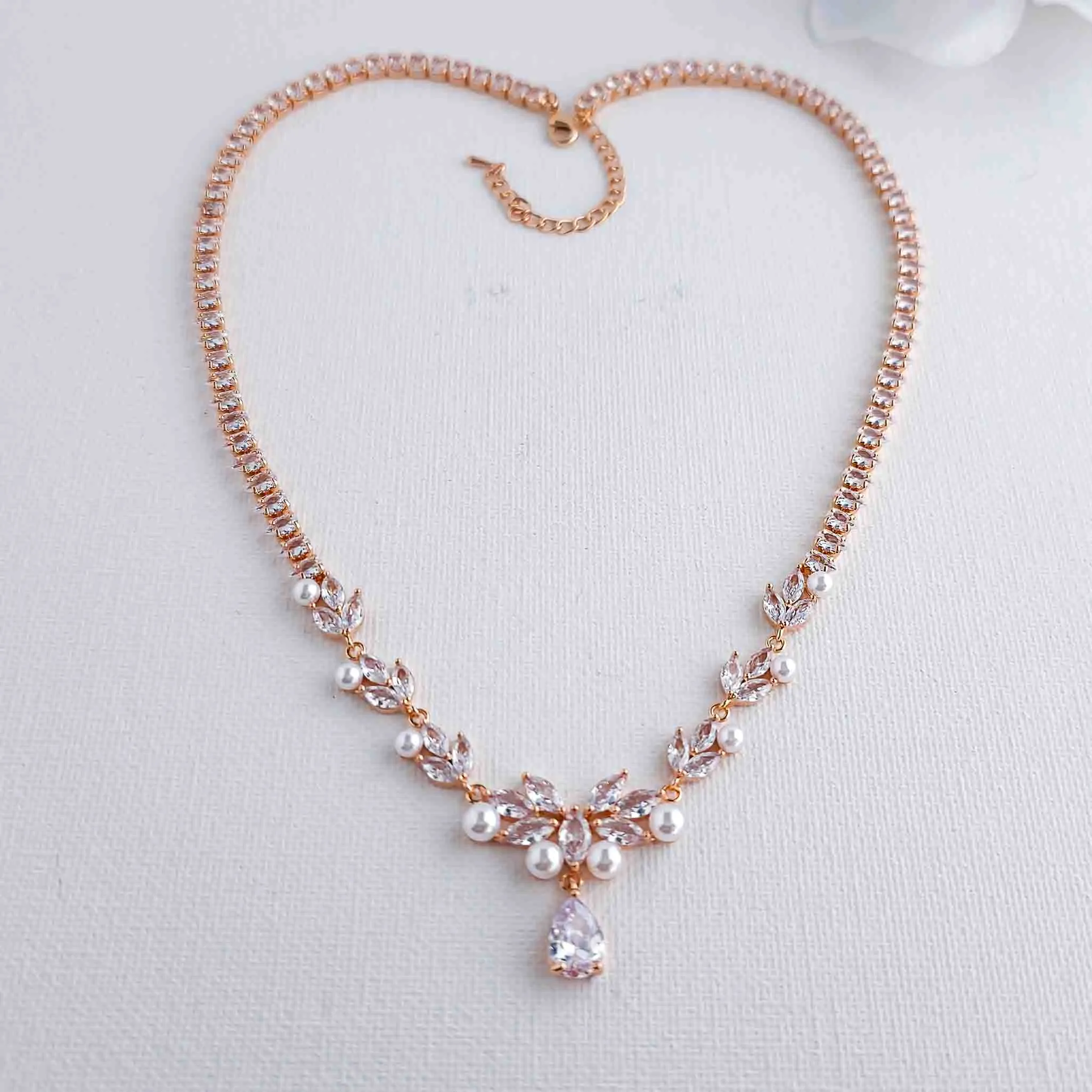 Bridal Pearl Necklace Set in Gold-Jenna