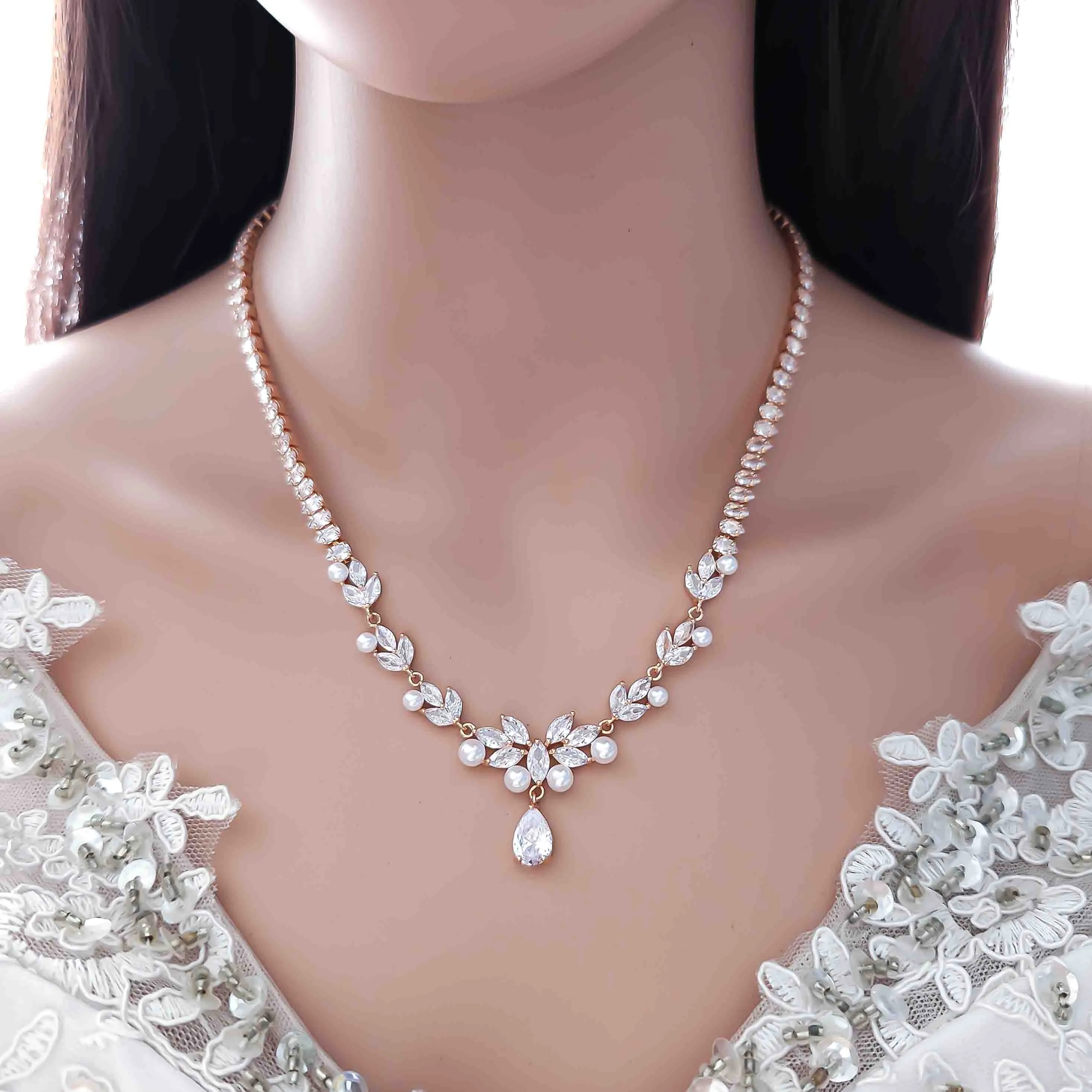 Bridal Pearl Necklace Set in Gold-Jenna