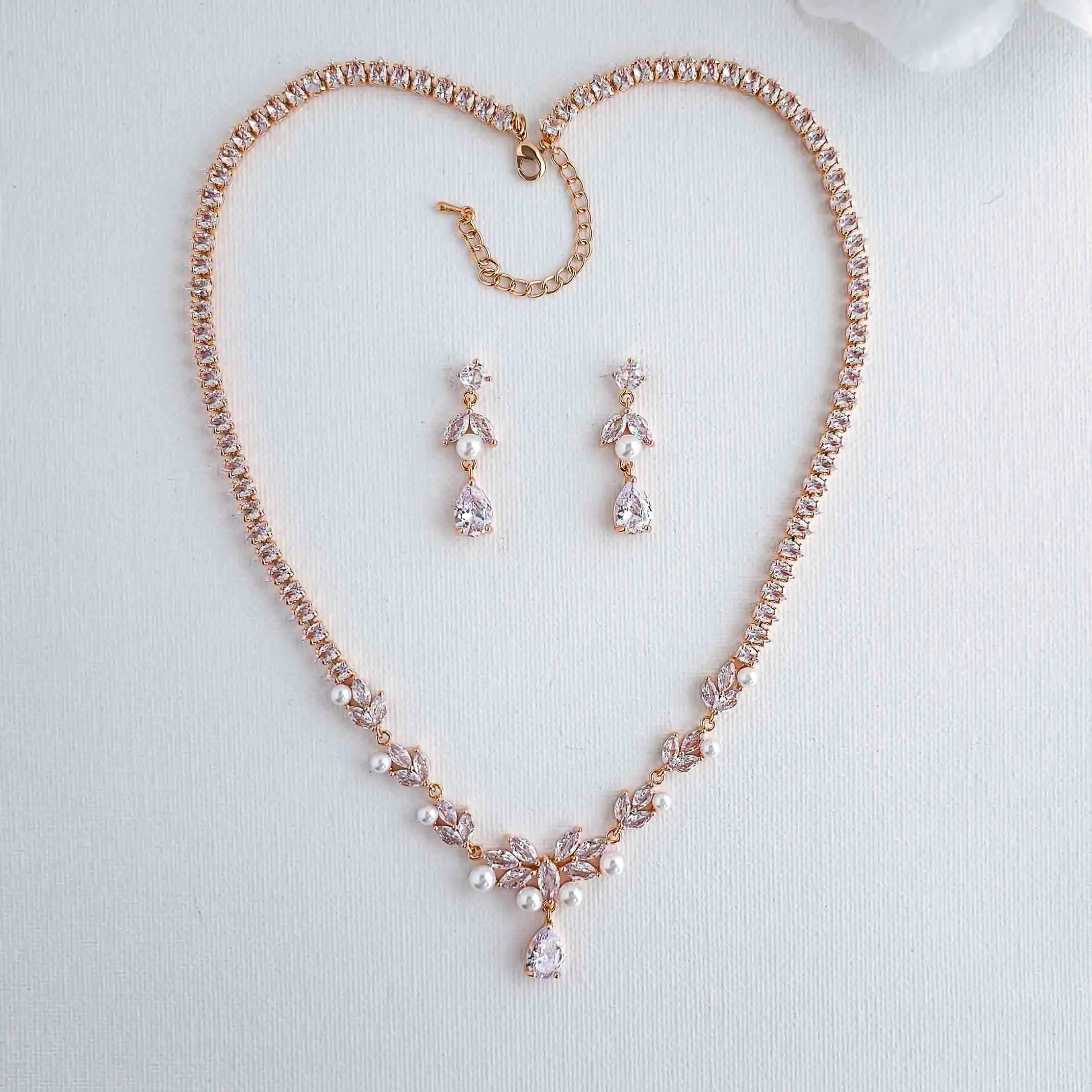 Bridal Pearl Necklace Set in Gold-Jenna