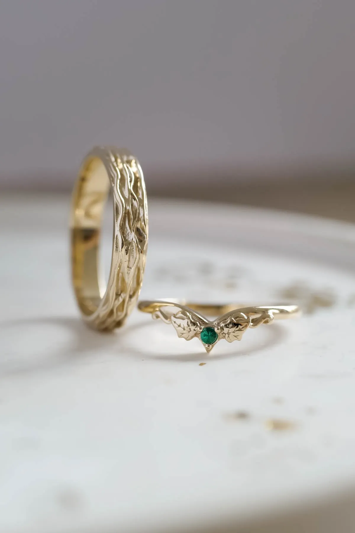 Wedding rings set for couple: gold wave ring for man, ivy leaves emerald ring for woman