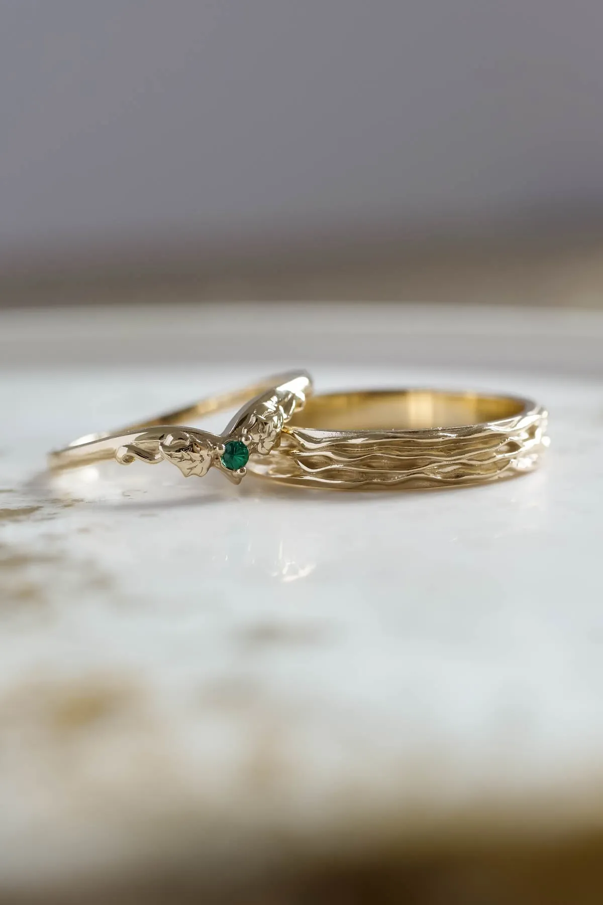 Wedding rings set for couple: gold wave ring for man, ivy leaves emerald ring for woman