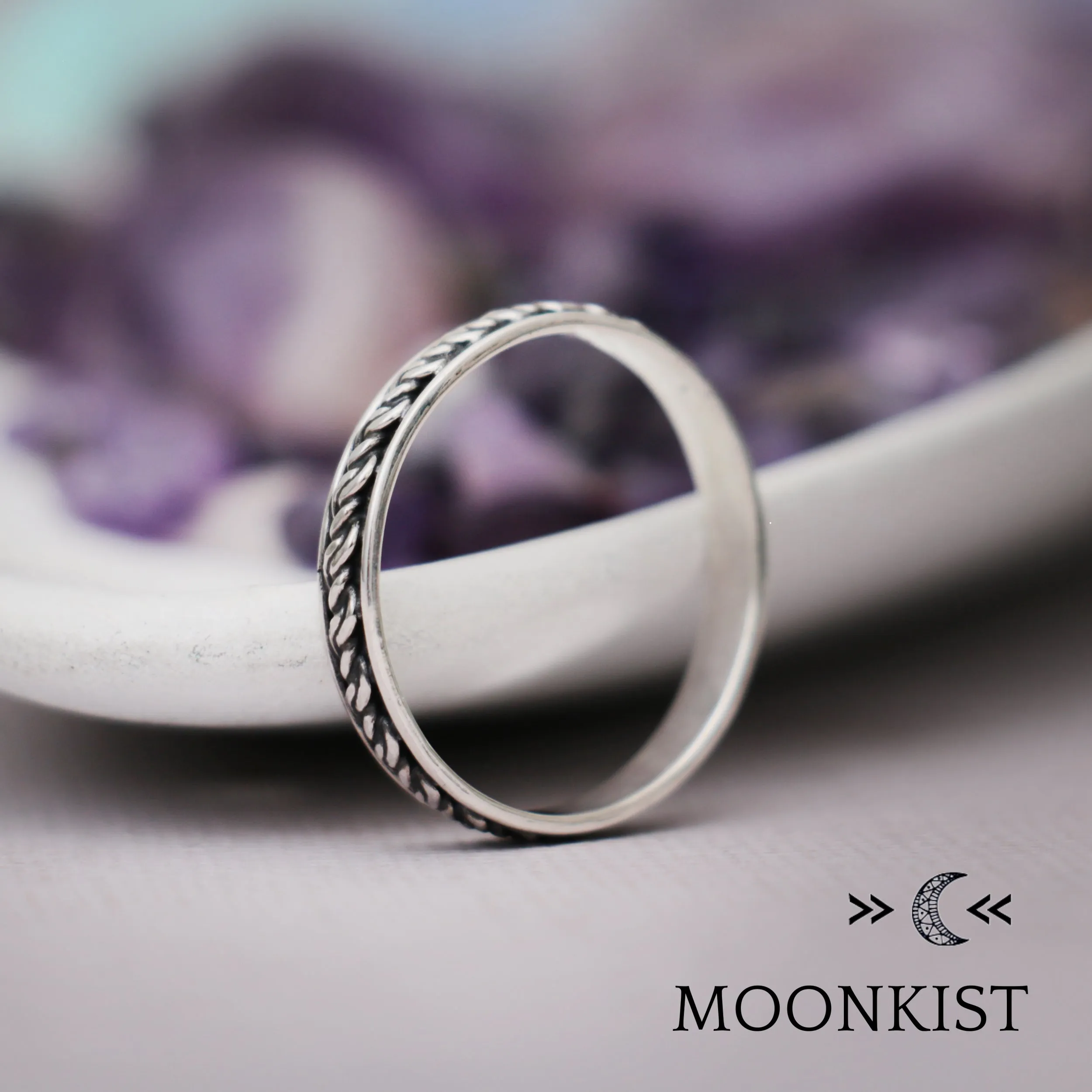 Narrow Infinity Knot Wedding Band  | Moonkist Designs