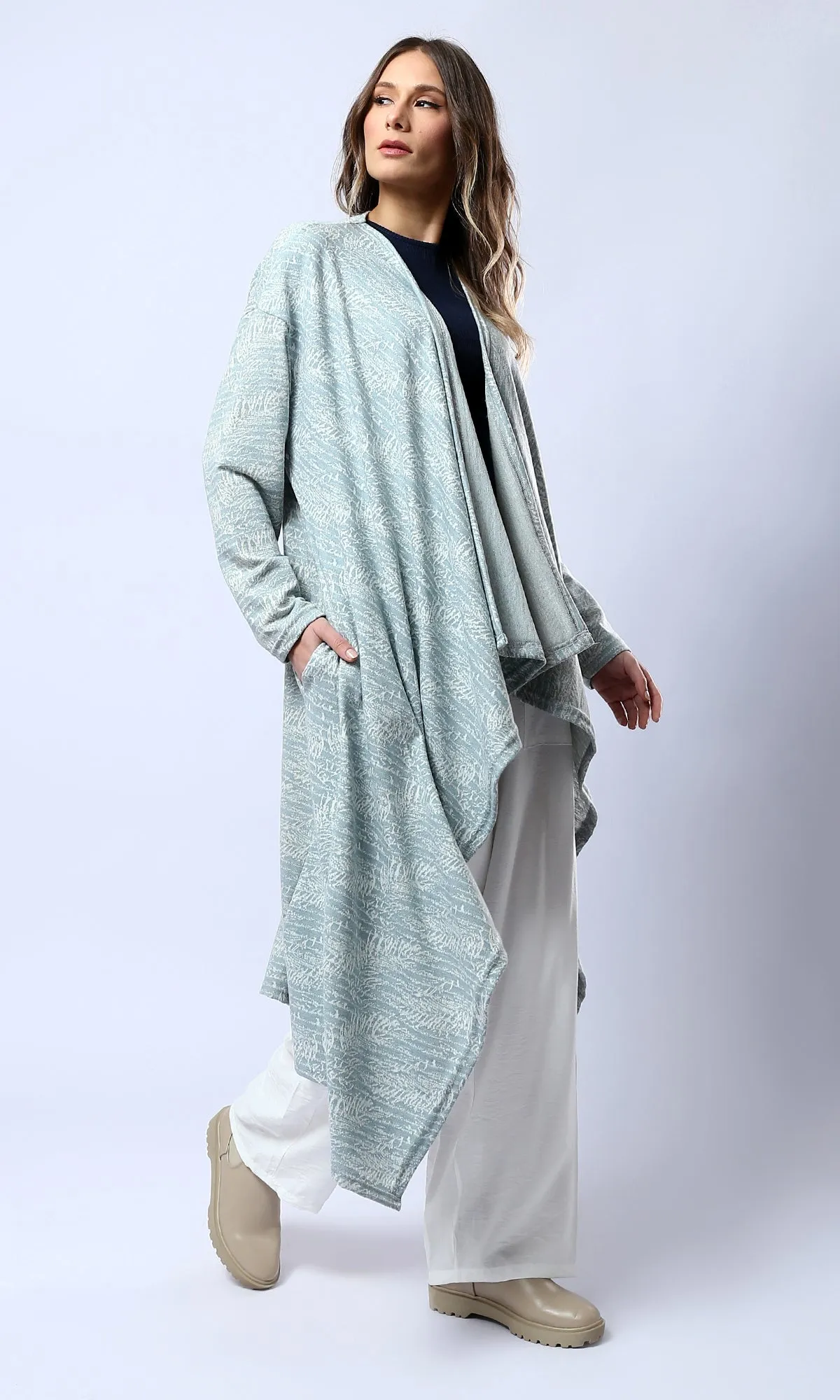 Sure! A more optimized title for the O178810 Women Cardigan could be: 

Stylish Womens Cardigan - Cozy Knit Long Sleeve Sweater for Casual or Formal Wear

Feel free to adjust any part based on specific features or styles you want to highlight!