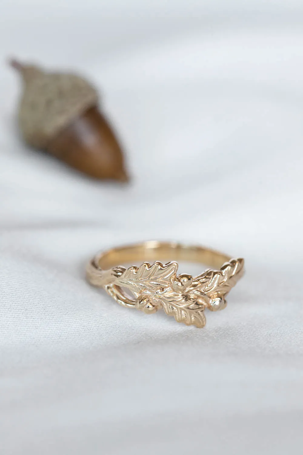 READY TO SHIP: Oak tree branch wedding ring in 14K yellow gold, RING SIZE - 7 US