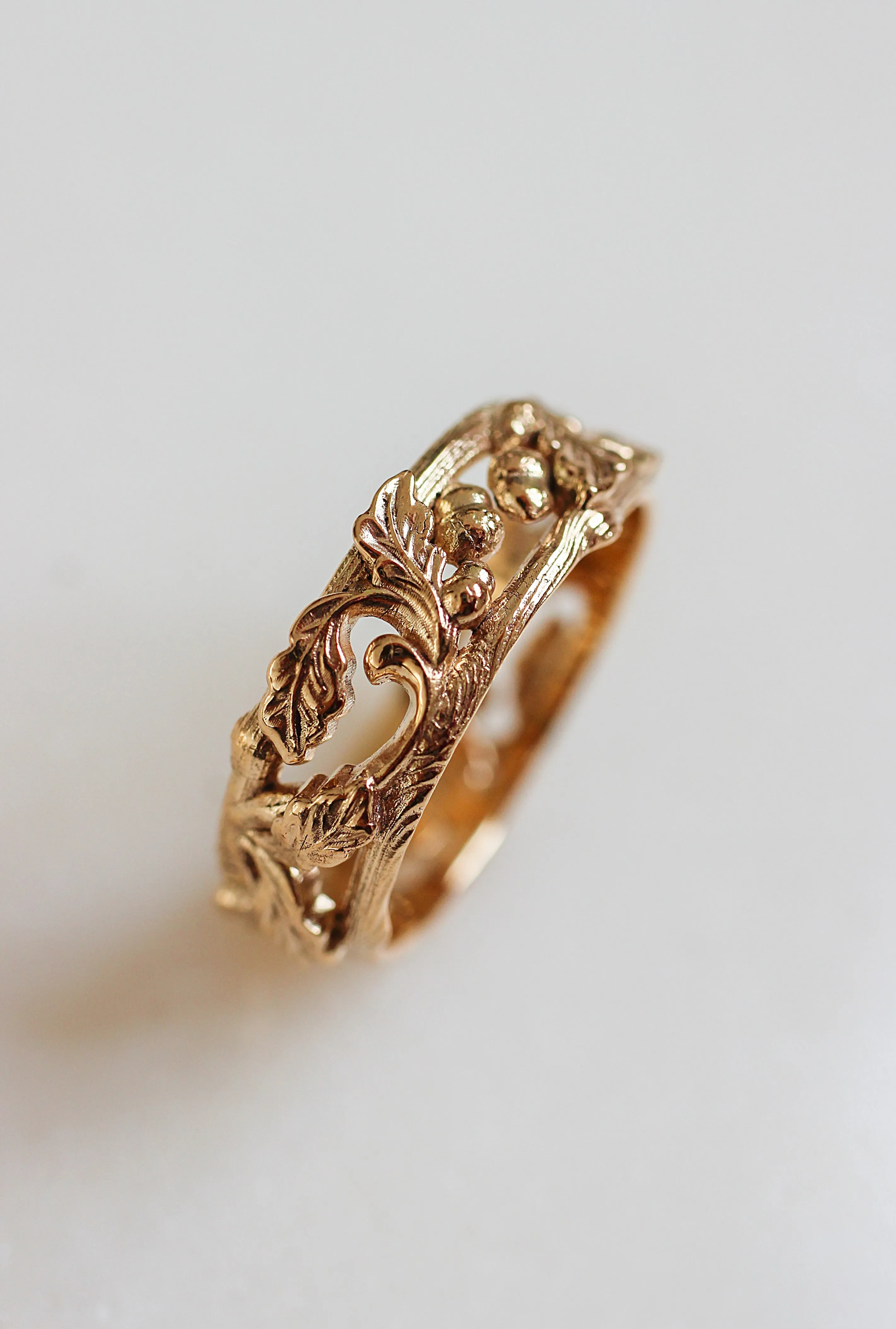 Oak leaves and acorns ring, wedding band for man