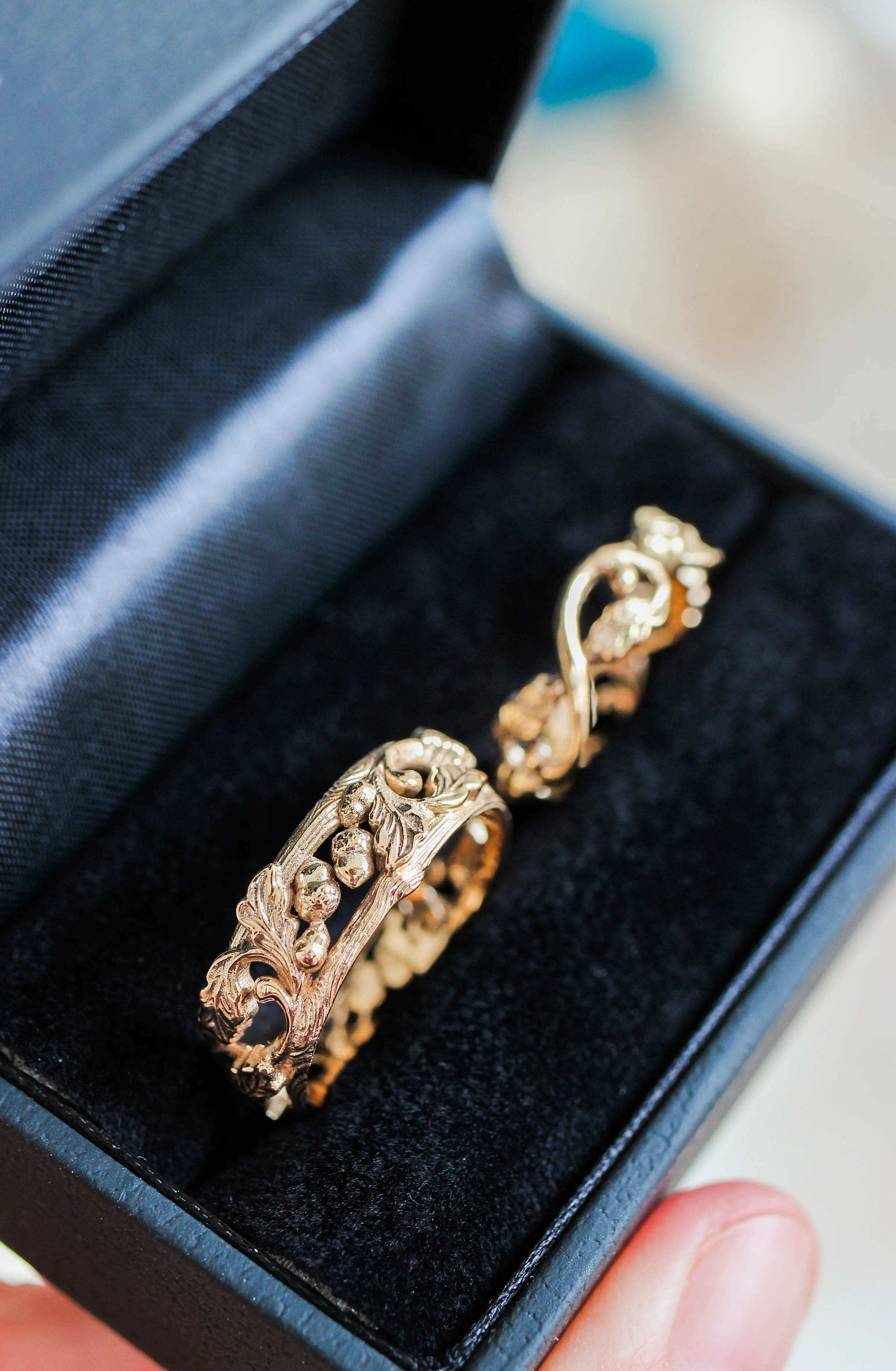 Oak leaves and acorns ring, wedding band for man