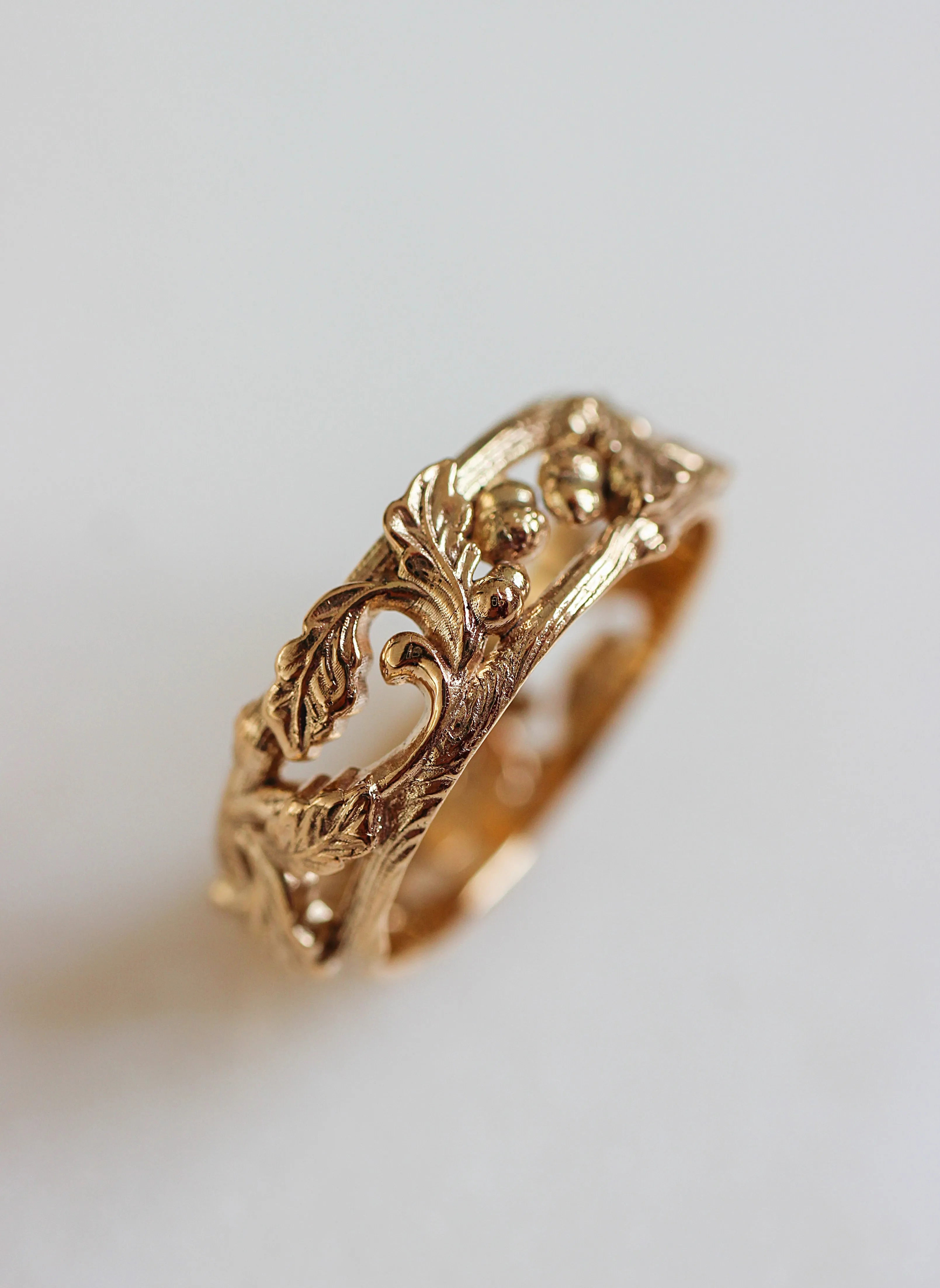 Oak leaves and acorns ring, wedding band for man