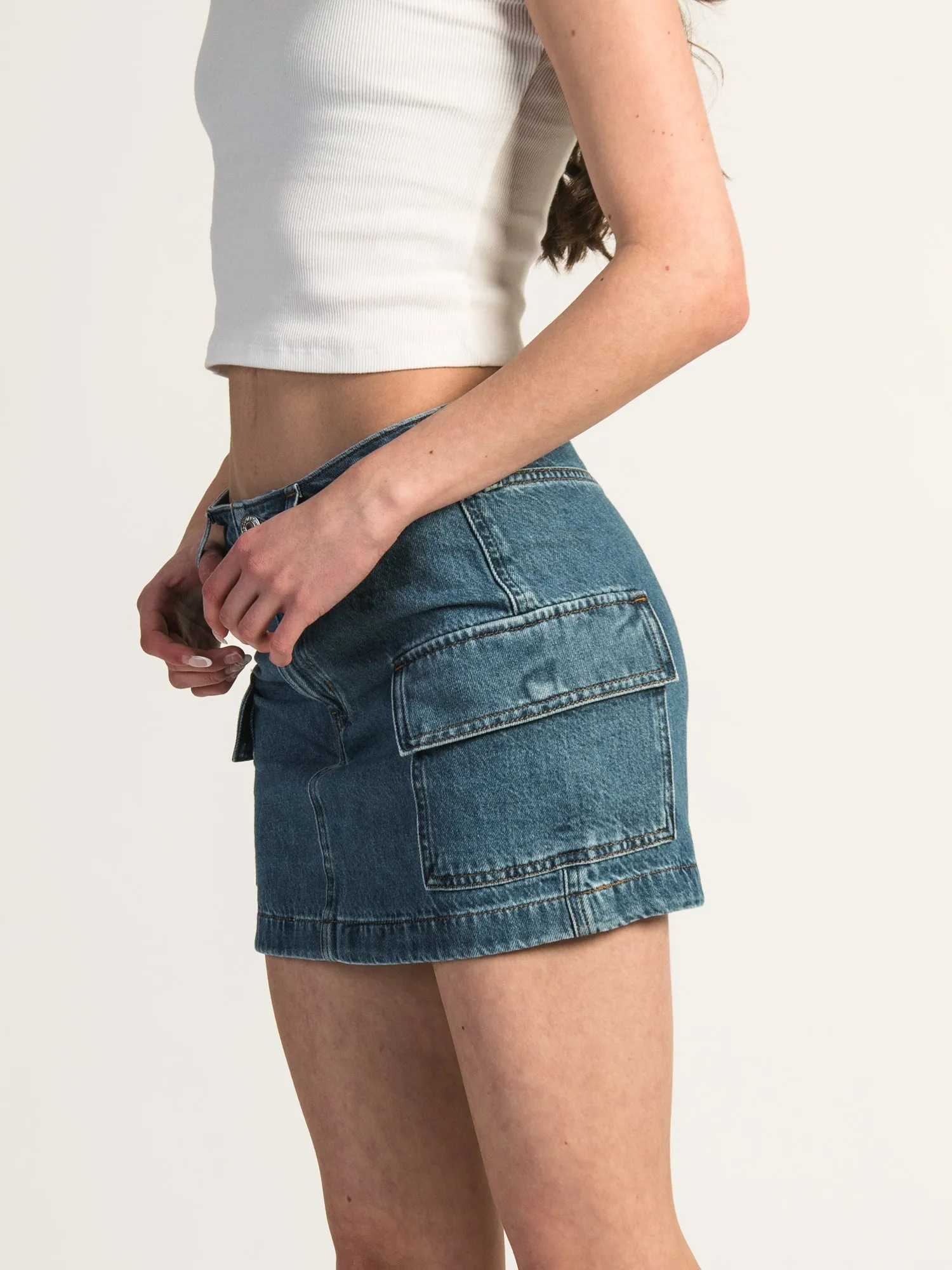 LEVIS MINI CARGO SKIRT - NO REGRETS